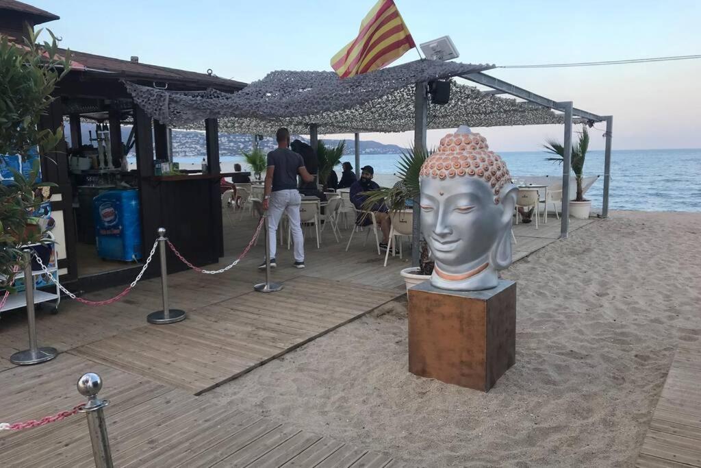 Charme Et Simplicite De Ce Nouveau Bien Empuriabrava Exteriér fotografie